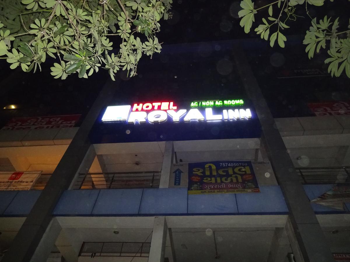 Hotel Royal Inn Ahmedabad Exterior photo
